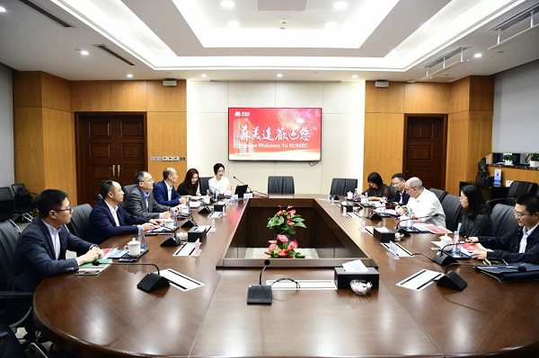 國(guó)際貨幣基金組織駐華首席代表Steven Barnett到訪蘇美達(dá)